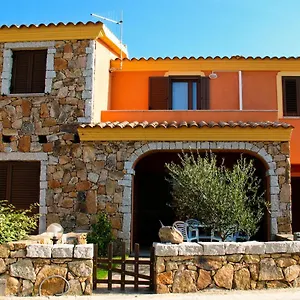 Sa Dommo E Andria San Teodoro Casa Casa vacanze